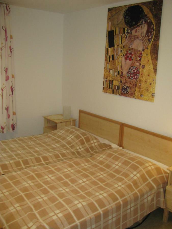 Ferienwohnung Herbsleben エクステリア 写真