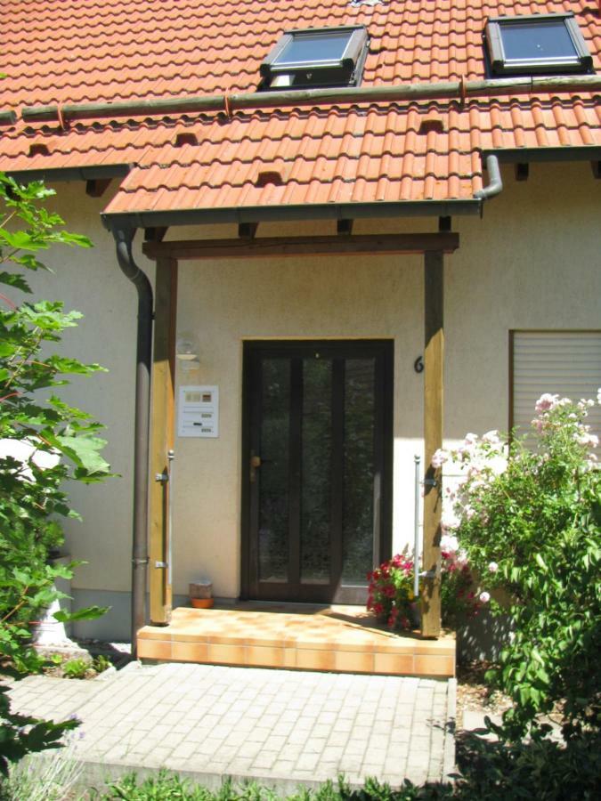 Ferienwohnung Herbsleben エクステリア 写真