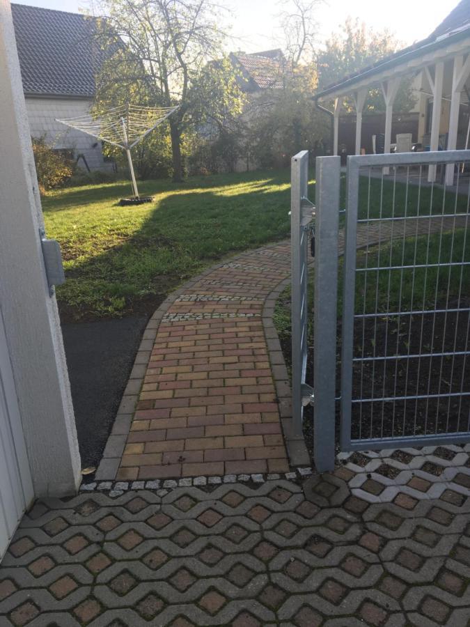 Ferienwohnung Herbsleben エクステリア 写真