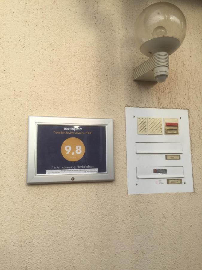Ferienwohnung Herbsleben エクステリア 写真